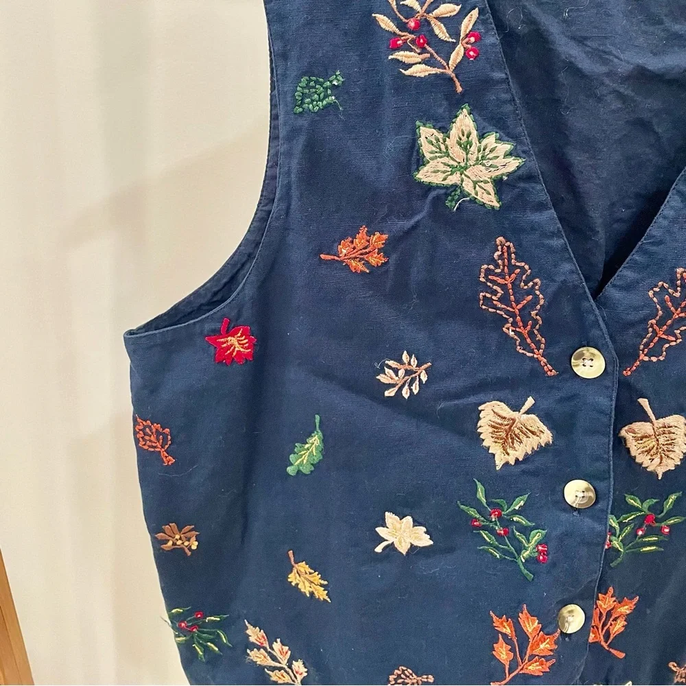 Vintage Leaves Leaf Embroidered Button Front Vest in Navy Blue 🍁 🍃 🍂 - Picture 4 of 5